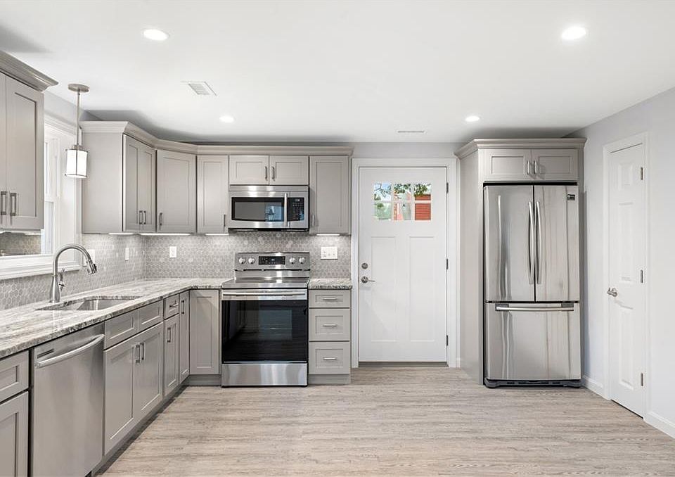 1st image of 66 Hobson Ave