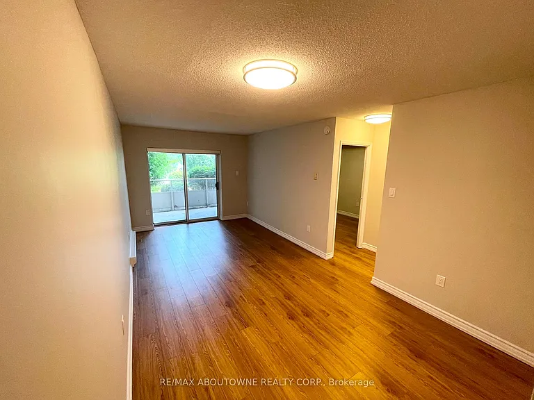 111 Market St #108 — Photo 13