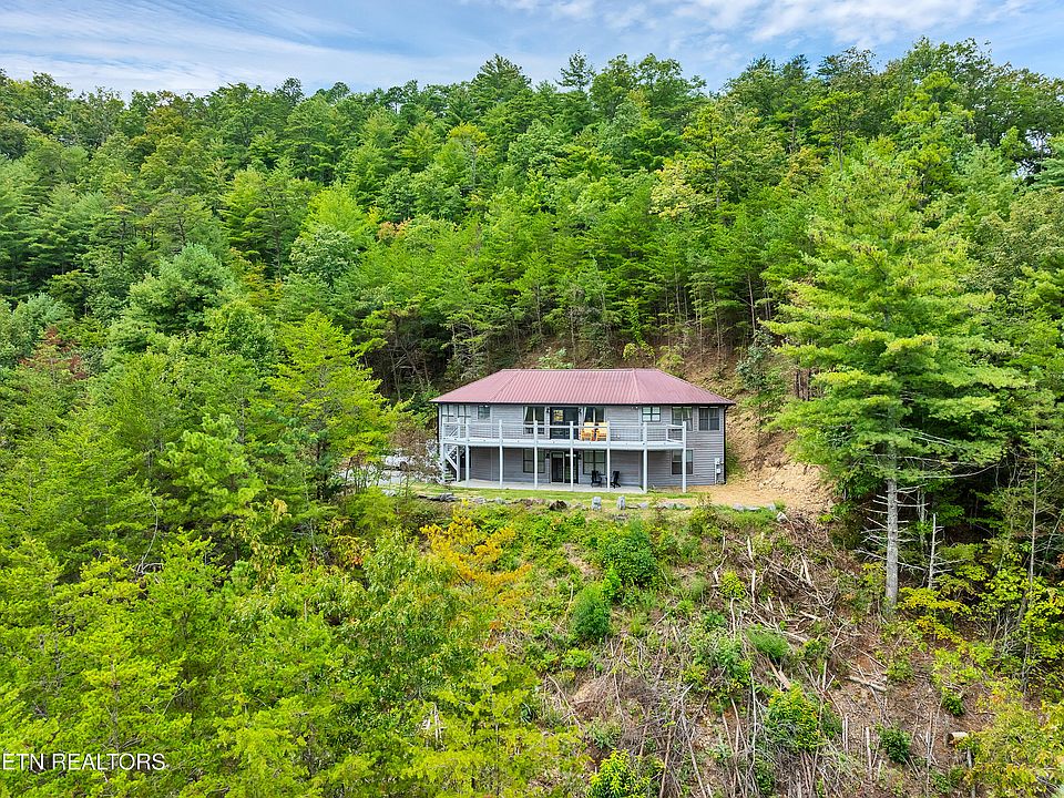 1st image of 544 Nathans Nook Rd