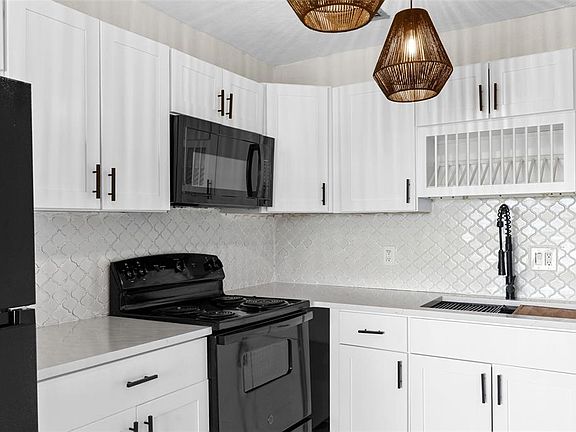 4th image of 11251 80th Ave APT 307