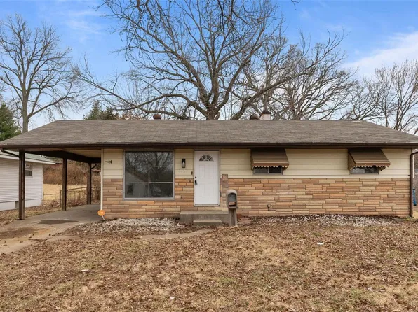 10424 Spring Garden Dr, Saint Louis, MO 63137