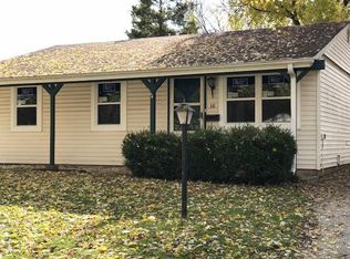 38 Scarlet Dr, Belleville, IL