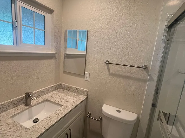 1905 Silvaire Dr — Photo 6