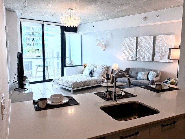 1st image of 3255 NE 1st Ave #601