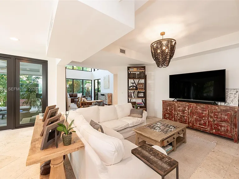 650 Curtiswood Dr — Photo 10