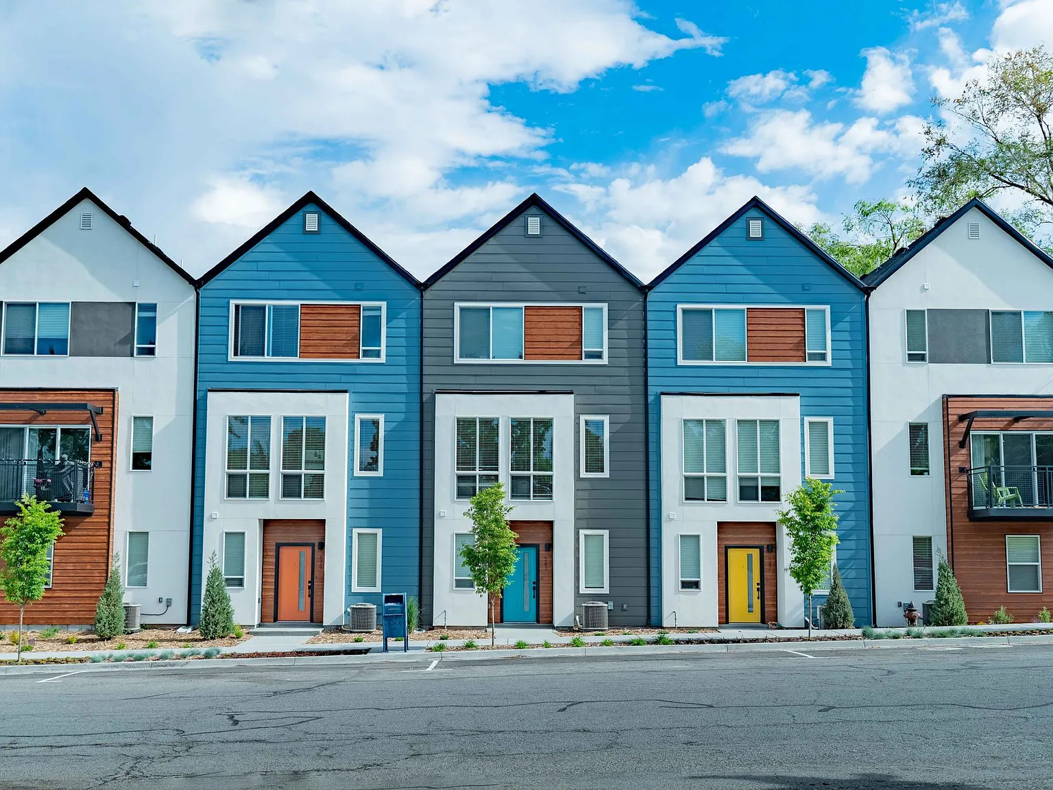 Woods Rose Townhomes — Photo 1