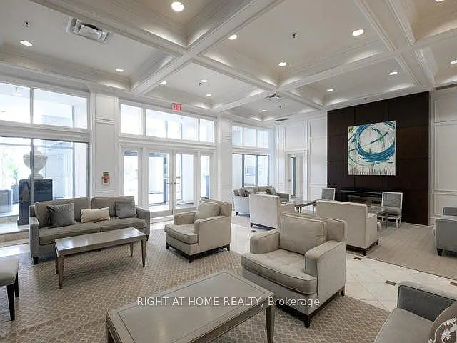 33 Empress Ave #Penthouse 506 — Photo 11