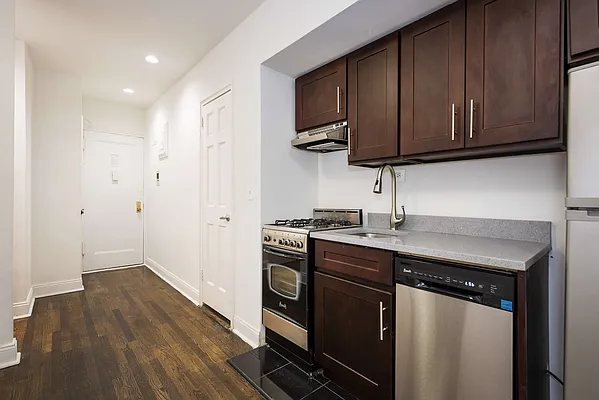 Rented by Bold New York | media 15