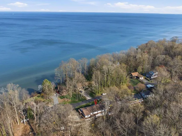 3523 Hilltop Dr, Port Republic, MD 20676