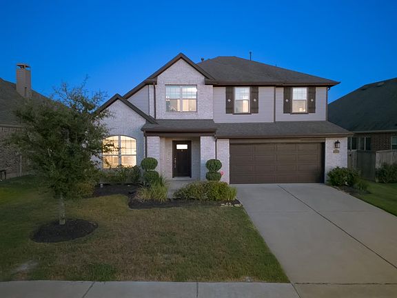 3rd image of 2114 Clyde Falls Drive