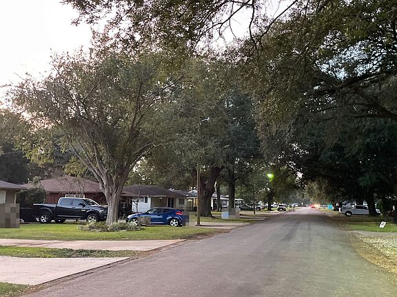 5th image of 4531 Lawndale Ave