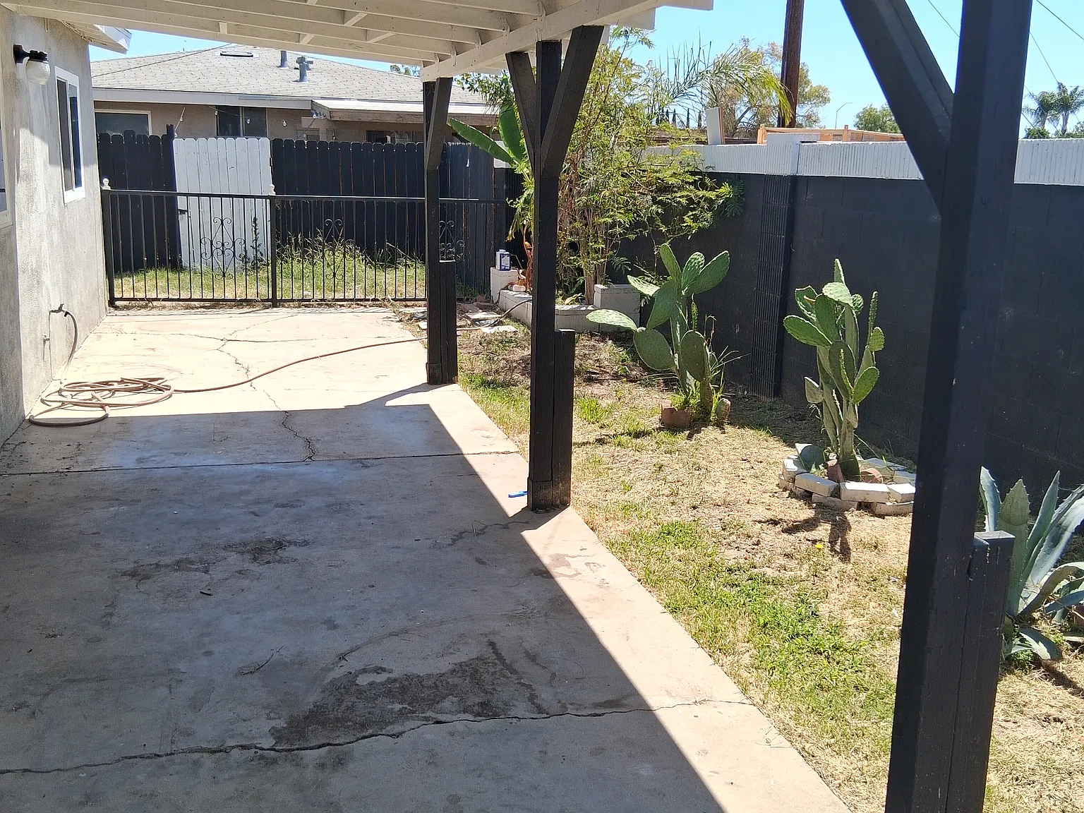 3 bed, 1200 sqft, $3,700 — Photo 4