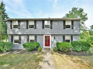 324 Casa Dr, Pittsburgh, PA