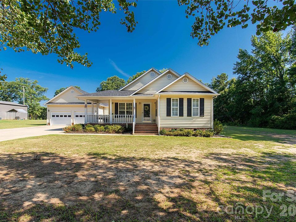 1st image of 4535 Taxahaw Rd