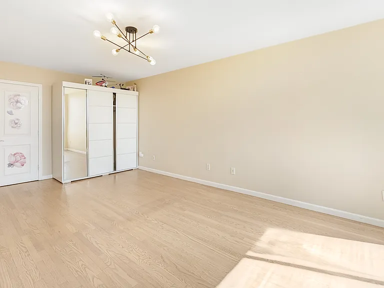 200 Winston Dr #2019 — Photo 26