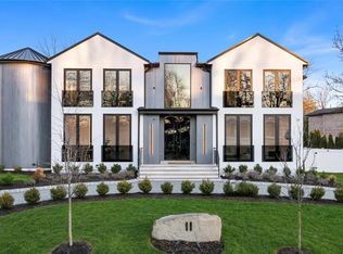 11 Roberts Rd, Englewood Cliffs, NJ 07632