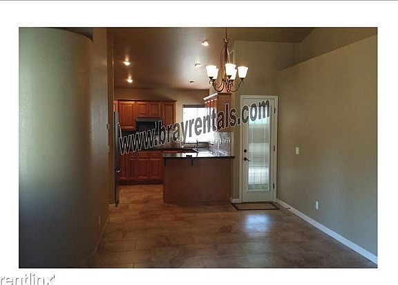 Watermarked kitchendining