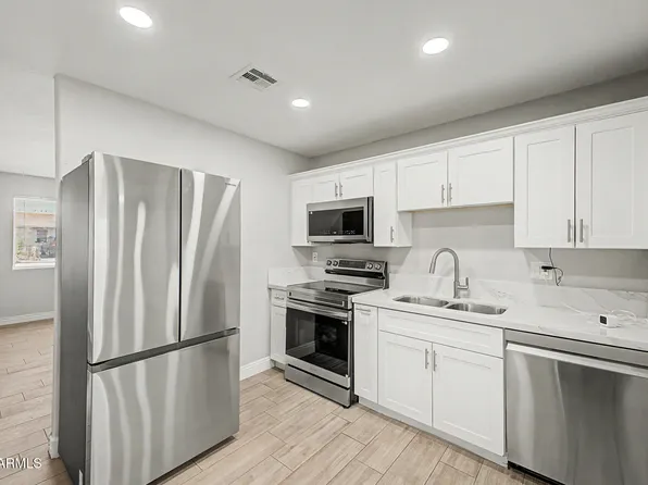 4044 W BURGESS Lane, Phoenix, AZ 85041