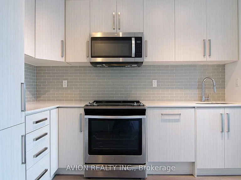 5180 Yonge St #2802 — Photo 4