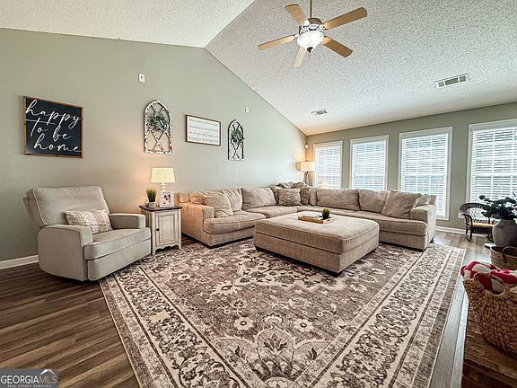 3rd image of 255 River Mist Cir