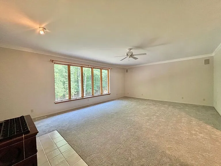 3005 Hickory Tree Pl — Photo 11