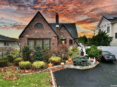 15 Lebrun Avenue, Amityville, NY, 11701