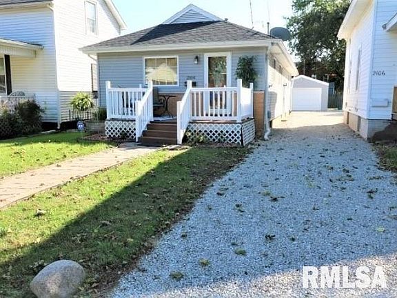 2nd image of 2104 W Ayres Ave