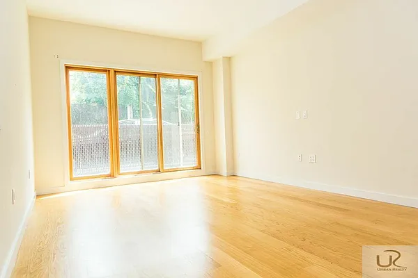 Rented by Urban Realty NYC | media 33