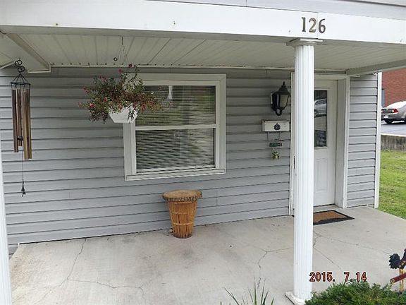 3rd image of 126 N 5th St