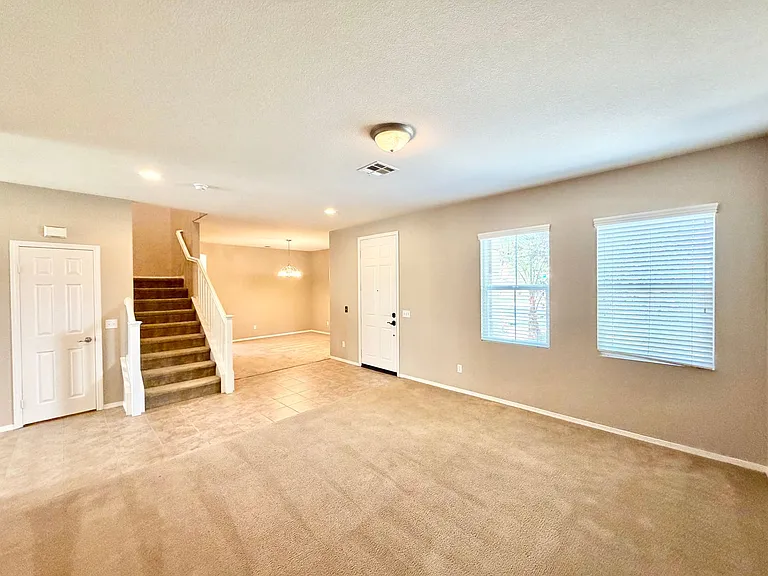 36367 Sicily Ln — Photo 7
