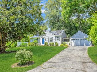 6 Hillandale Mnr, Norwalk, CT 06851