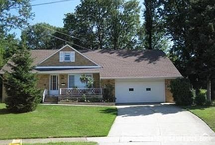 MLS# 3253063 Home higher up from street in Cul-deSac
