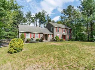 19 Willow Rd, Queensbury, NY 12804