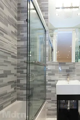 Rented by Mdrn Residential | media 7