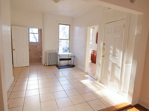 4th image of 410 53rd St #Rr