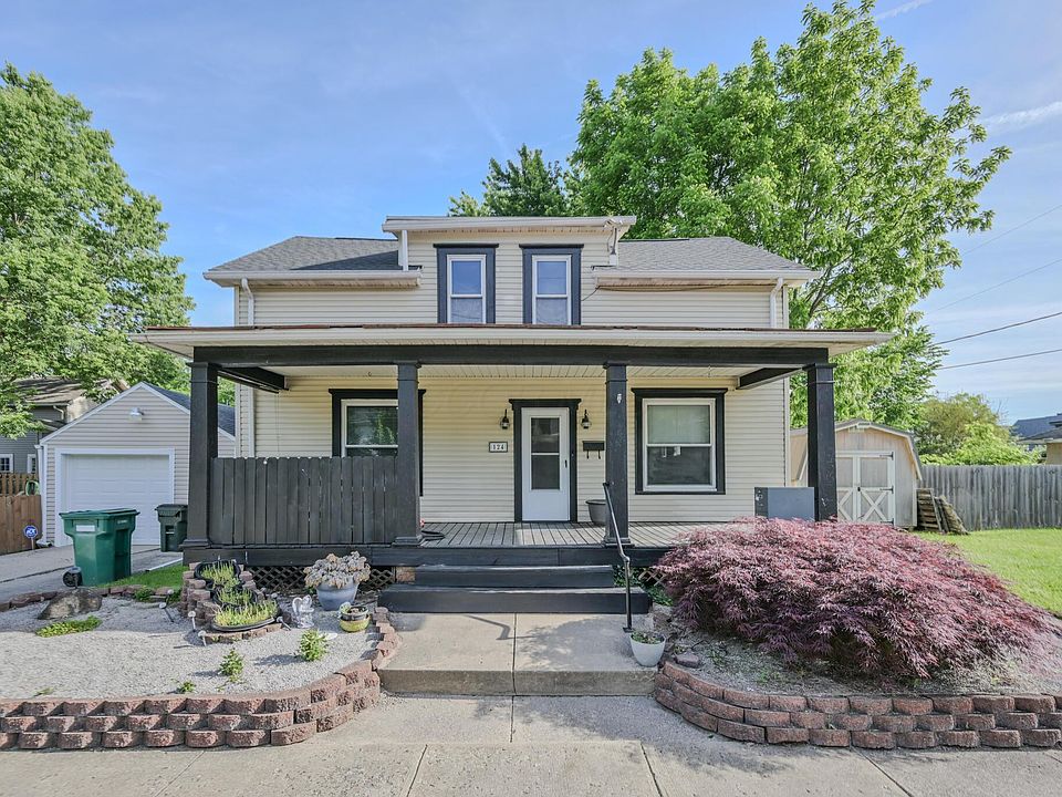 1st image of 124 College St
