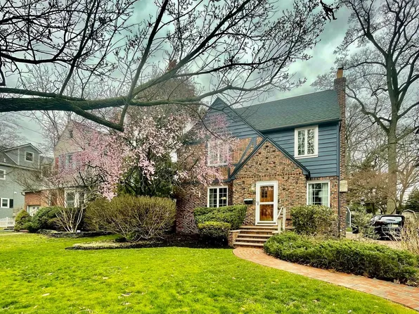 415 Estaugh Ave, Haddonfield, NJ 08033