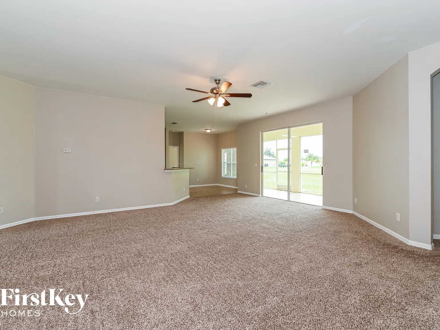 4 bed, 2.0 bath, 2222 sqft, $2,280 — Photo 3