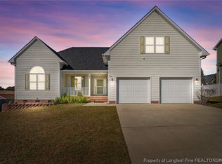 3924 Fox Meadow Ln, Hope Mills, NC 28348