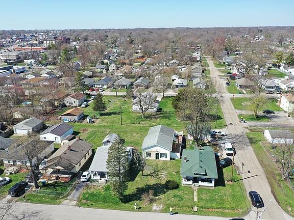 3rd image of 606 Woodrow Ave
