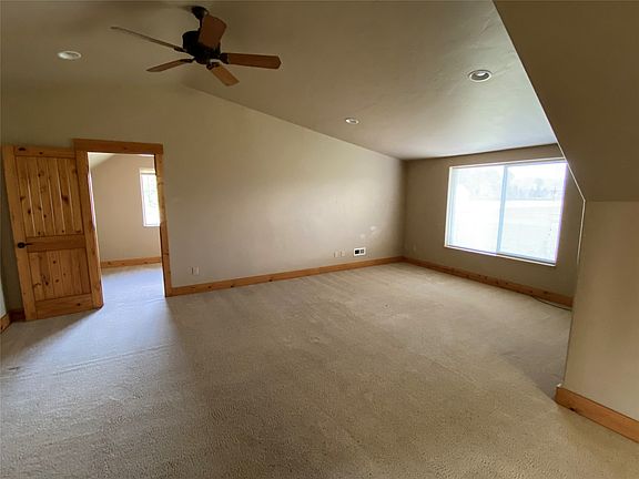 5th image of 1040 Cowboy Way
