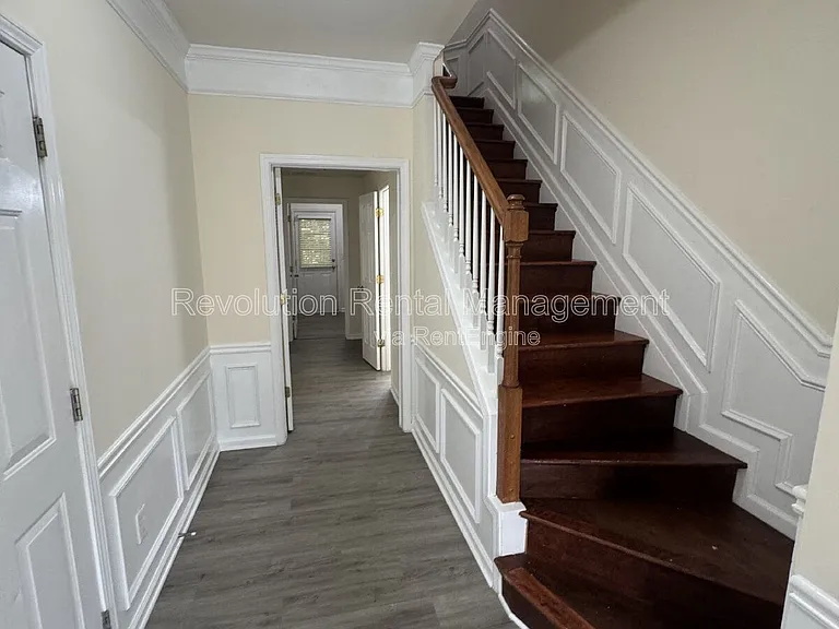 1007 Whittington Way — Photo 2
