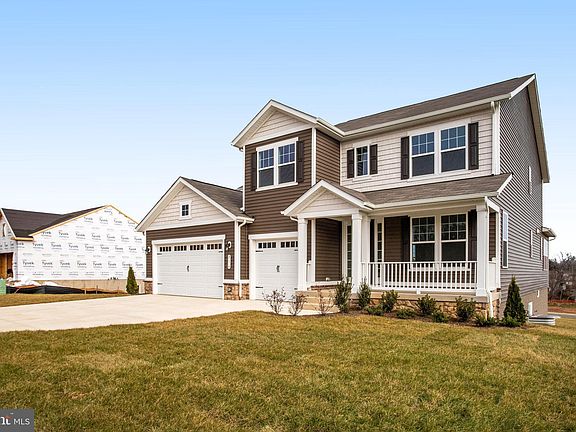 3rd image of 216 Camwood Ct