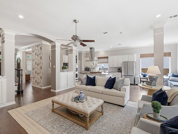5th image of 4105 Jubilee Dr