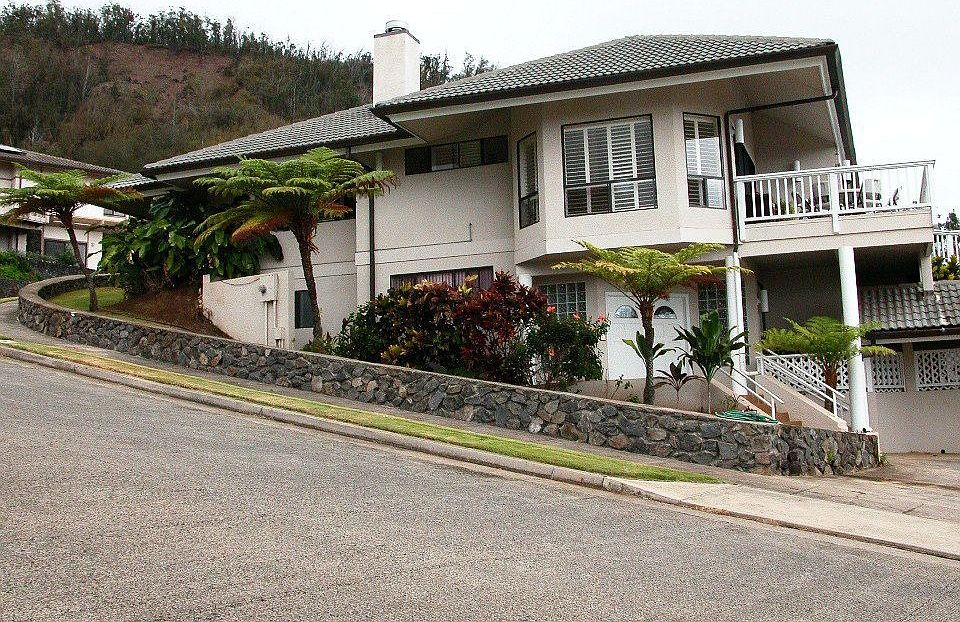 Street-front entry