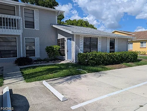 1509 SW 48th Ter #104 Photo 1