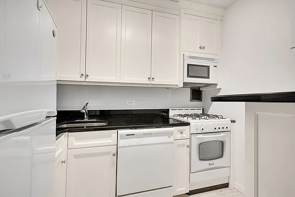 Rented by Compass | media 5