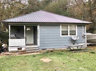 210 W 3rd St, Atlanta, TX 75551