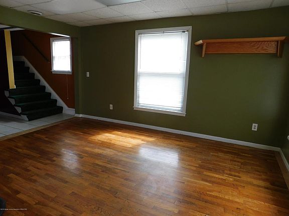 2nd image of 113 S McRoberts St