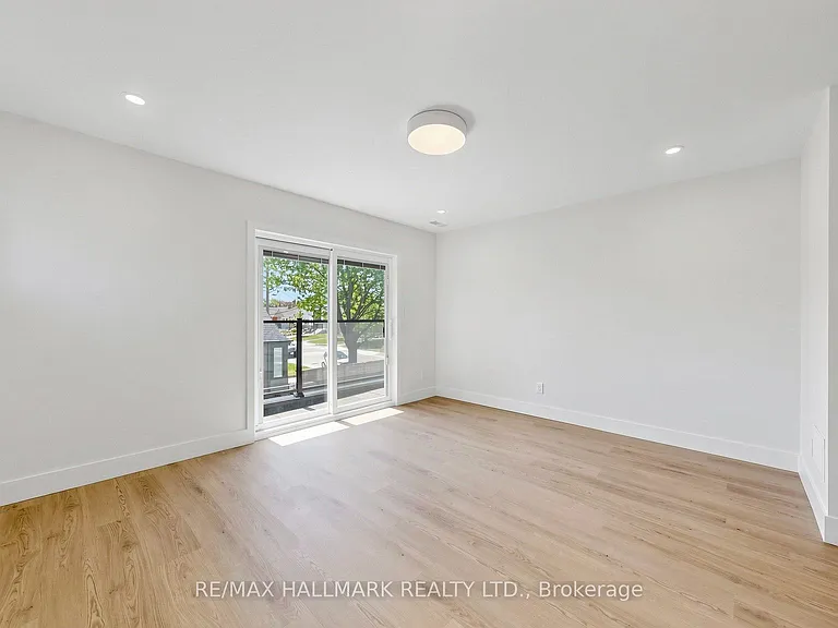 367 Woodmount Ave #2 — Photo 26